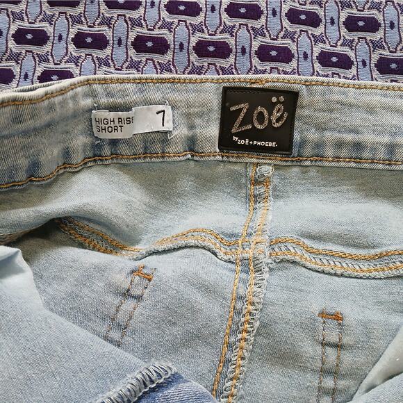 Lot of‎ 2 pairs light wash high waisted shorts, size 5-7 - Picture 4 of 4